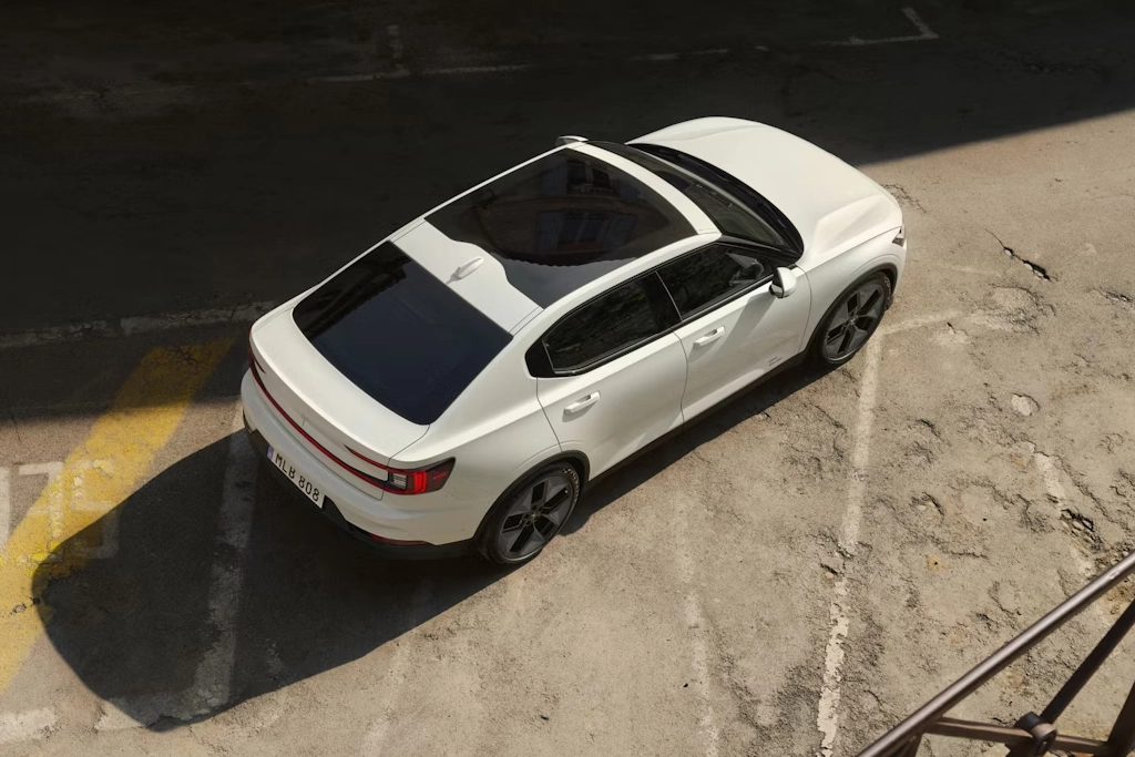 polestar_2_polestar_2_banner_967722789.webp